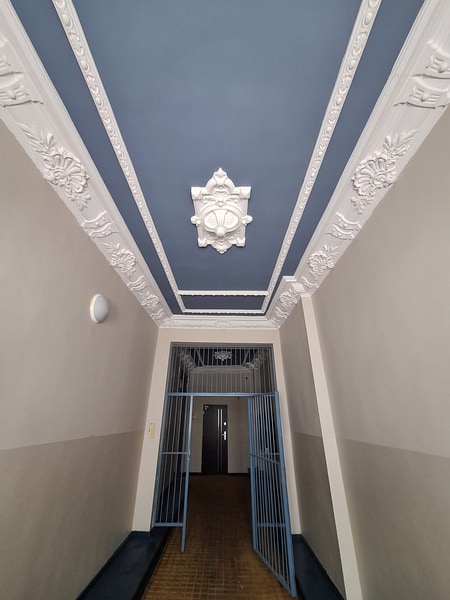 Kamienica Jedności Narodowej 172 po remoncie, lipiec 2025