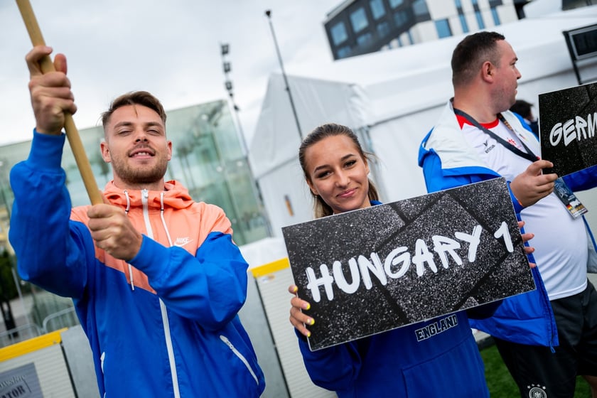 Ruszył XV Wrocław Cup! Kolorowa parada otworzyła Międzynarodowy Turniej w Piłce Ulicznej