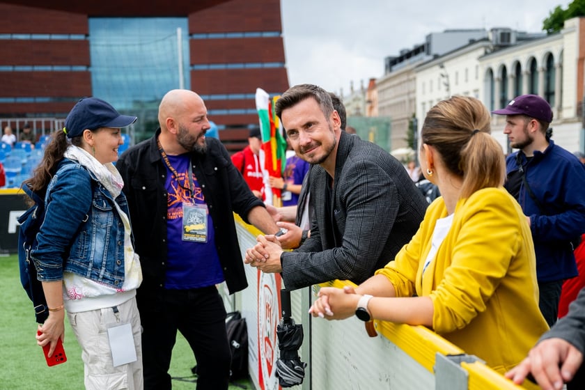 Ruszył XV Wrocław Cup! Kolorowa parada otworzyła Międzynarodowy Turniej w Piłce Ulicznej