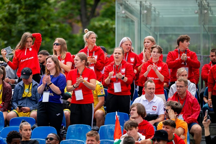 Ruszył XV Wrocław Cup! Kolorowa parada otworzyła Międzynarodowy Turniej w Piłce Ulicznej