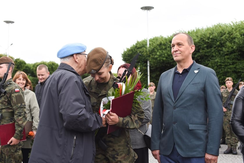 Przysięga żołnierzy 16. Dolnośląskiej Brygady Obrony Terytorialnej