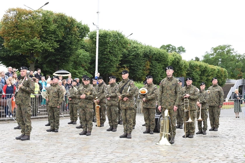 Przysięga żołnierzy 16. Dolnośląskiej Brygady Obrony Terytorialnej