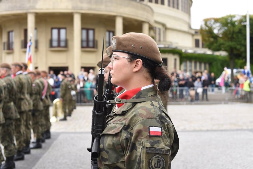 Przysięga żołnierzy 16. Dolnośląskiej Brygady Obrony Terytorialnej