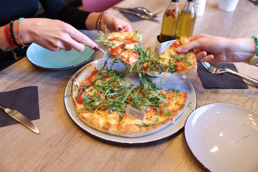 Pizza bezglutenowa w restauracji Vivere Italiano
