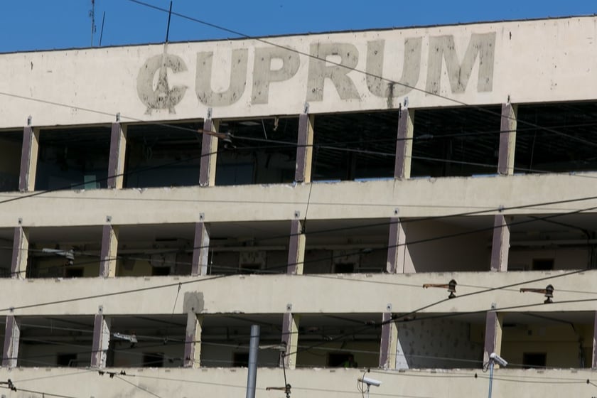Wyburzanie biurowca Cuprum