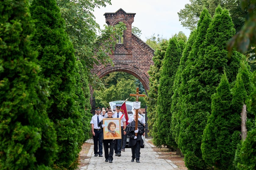 Pogrzeb poetki Urszuli Kozioł