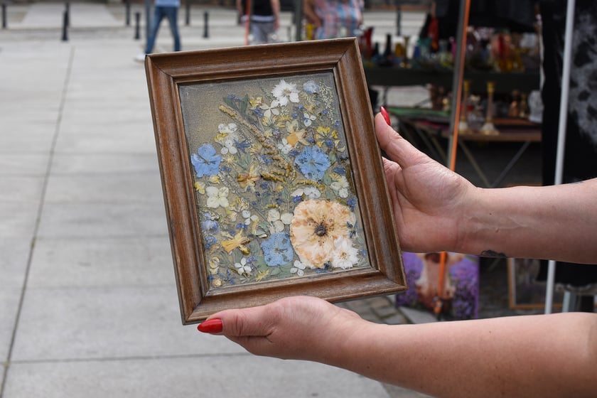 Giełda Staroci w okolicach Rynku, przy Kościele św. Marii Magdaleny na skwerze przy rogu ulic Szewskiej i Wita Stwosza- 8-10 sierpnia