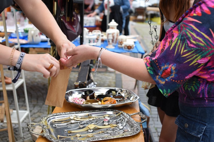 Giełda Staroci w okolicach Rynku, przy Kościele św. Marii Magdaleny na skwerze przy rogu ulic Szewskiej i Wita Stwosza- 8-10 sierpnia