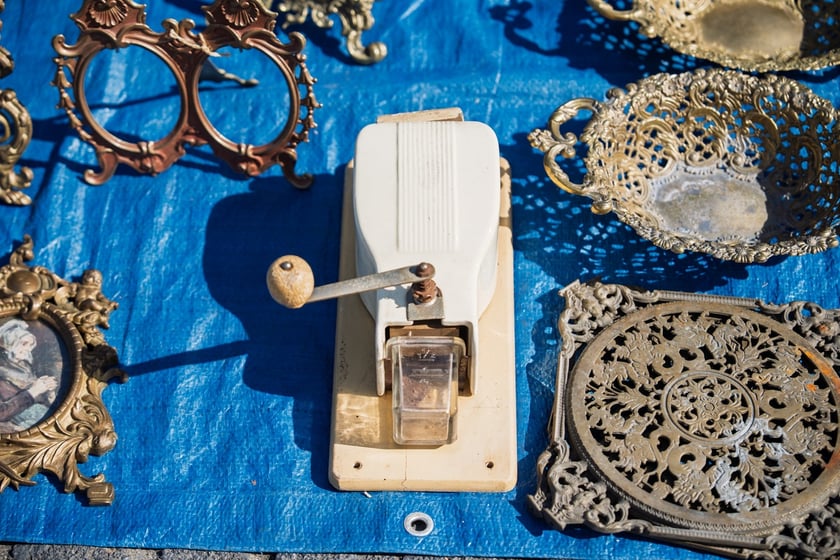 Giełda staroci pod Iglicą we Wrocławiu