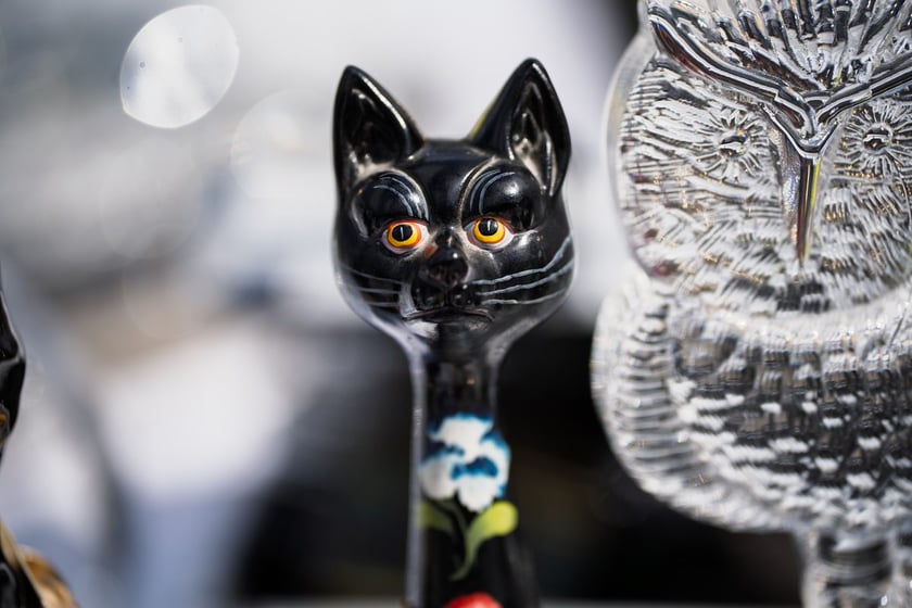 Giełda staroci pod Iglicą we Wrocławiu