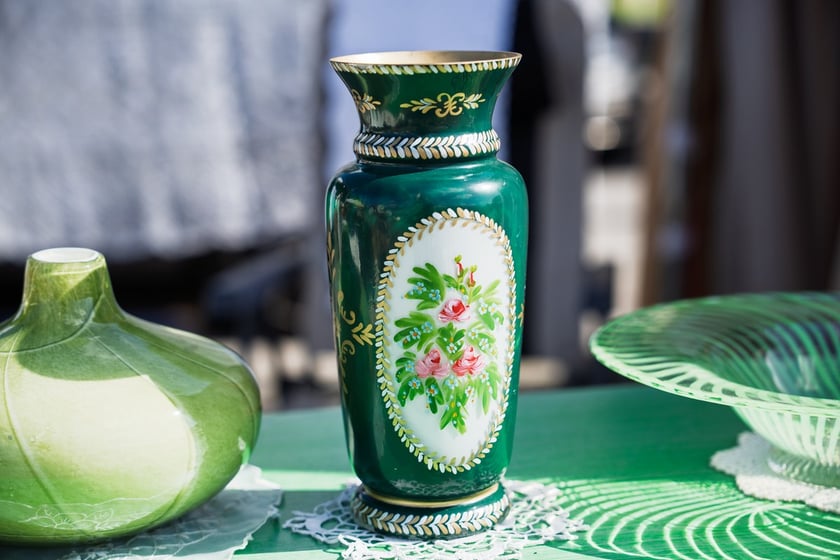 Giełda staroci pod Iglicą we Wrocławiu