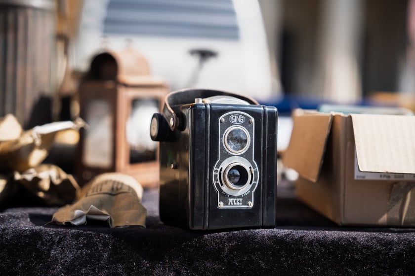 Giełda staroci pod Iglicą we Wrocławiu