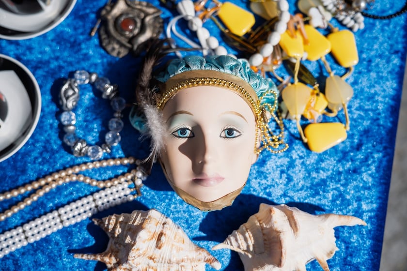 Giełda staroci pod Iglicą we Wrocławiu