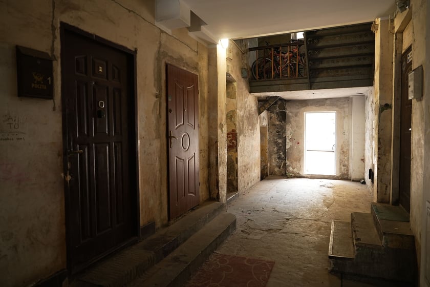 Więckowskiego 20 od środka, sierpień 2025