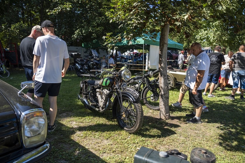 MotoClassic Wrocław w Zamku Topacz. Zdjęcie archiwalne