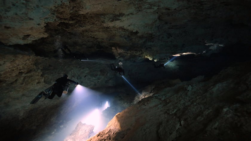 Nurkowanie w cenotach w Meksyku