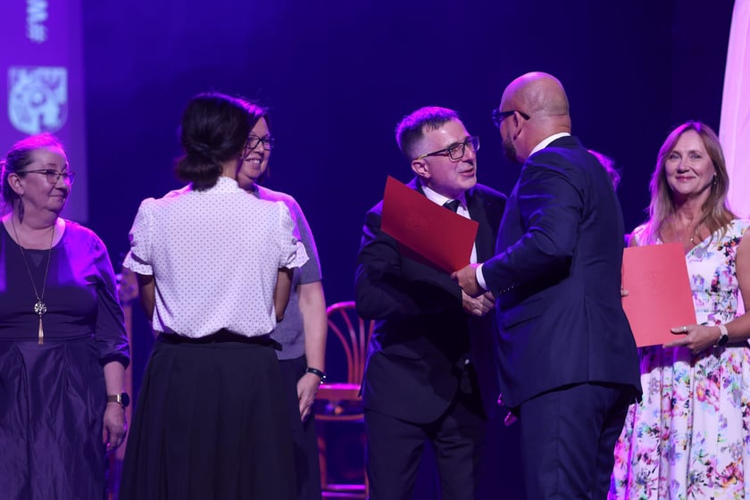 Inauguracja roku szkolnego 2025/26 w Imparcie z udziałem dyrektorów wrocławskich placówek oświatowych i władz miasta