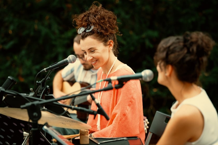 W parku Południowym z koncertem w cyklu „Muzyczne Parki Wrocławia” wystąpiła Marzena Słowik z zespołem „Słowik e os pássaros do amor”.