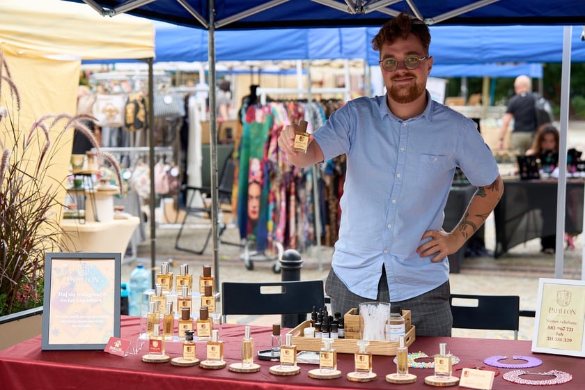 Artishop. Targi rzeczy niepospolitych na  ul. Szewskiej - weekend 5-7 września