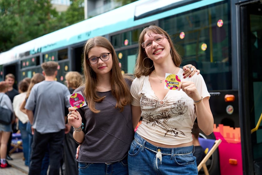 Specjalny autobus przywiózł akcję HejTy Reaguj do Liceum nr 8 im. Bolesława Krzywoustego