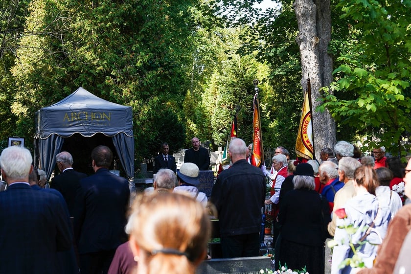 Pogrzeb Bronisława Zatheya na Cmentarzu Grabiszyńskim 12 września