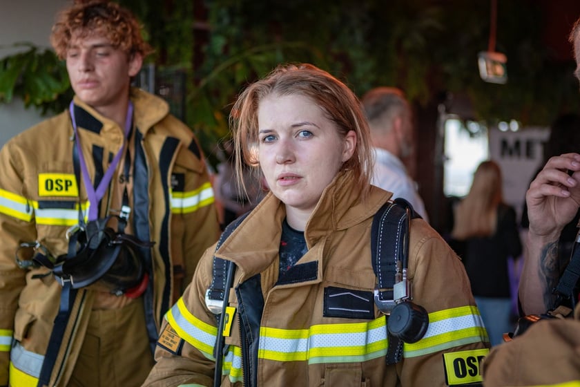 Uczestnicy 10. Sky Tower Run we Wrocławiu
