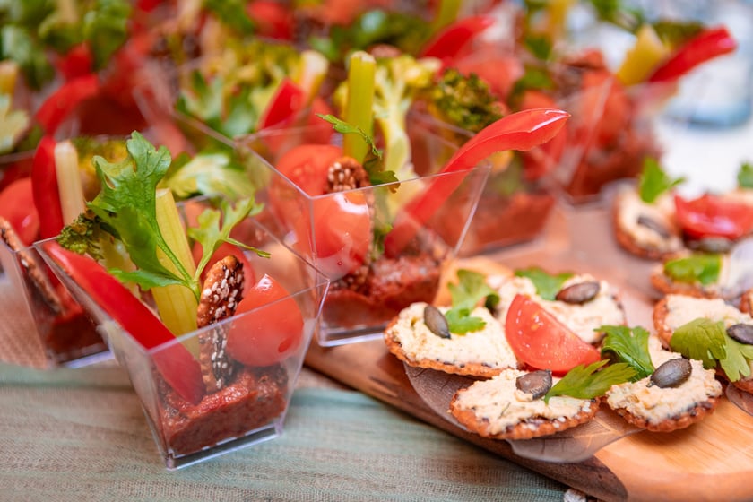 Dieta wegetariańska w kolejnych wrocławskich placówkach - konferencja prasowa 30.09.2025