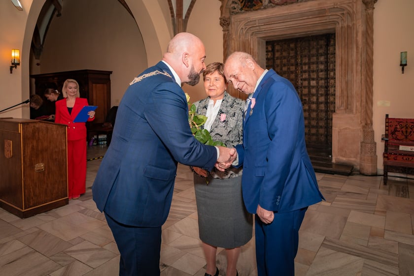 Wręczenie gratulacji parom z przeszlo 50-letnim stażem - 30 września 2025