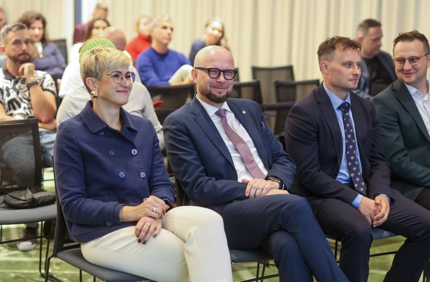 Na zdjęciach IV edycja programu &bdquo;Od pola na wrocławski st&oacute;ł&rdquo; we wrocławskim Novotelu