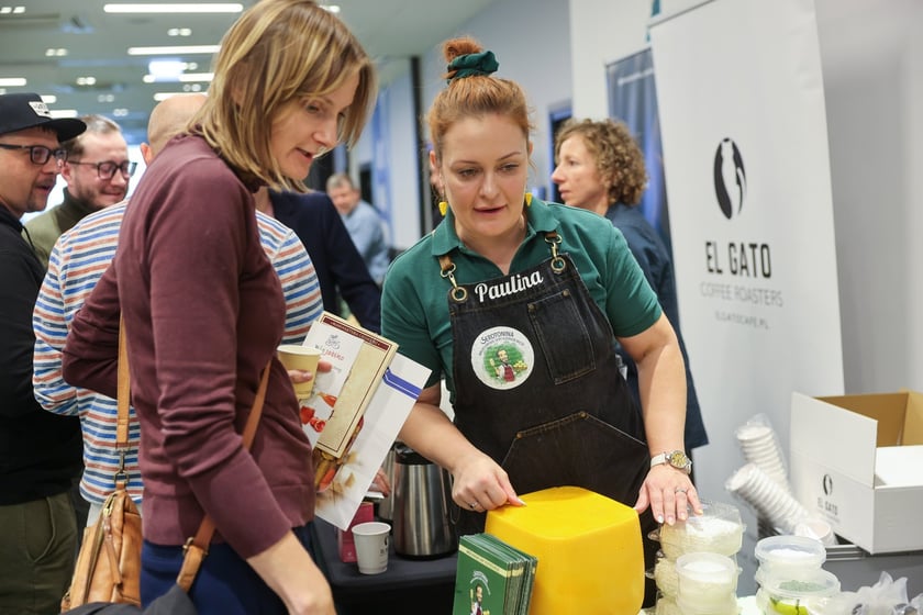 Na zdjęciach IV edycja programu &bdquo;Od pola na wrocławski st&oacute;ł&rdquo; we wrocławskim Novotelu