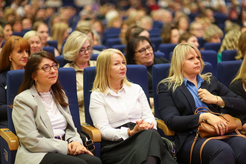 Dzień Edukacji Narodowej. Wręczenie Nagród Prezydenta Wrocławia nauczycielom wrocławskich szkół i przedszkoli