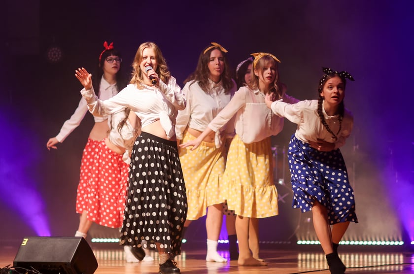 Dzień Edukacji Narodowej. Wręczenie Nagród Prezydenta Wrocławia nauczycielom wrocławskich szkół i przedszkoli