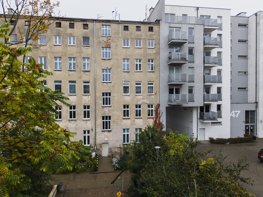 Prądzyńskiego 43 przed remontem, październik 2025