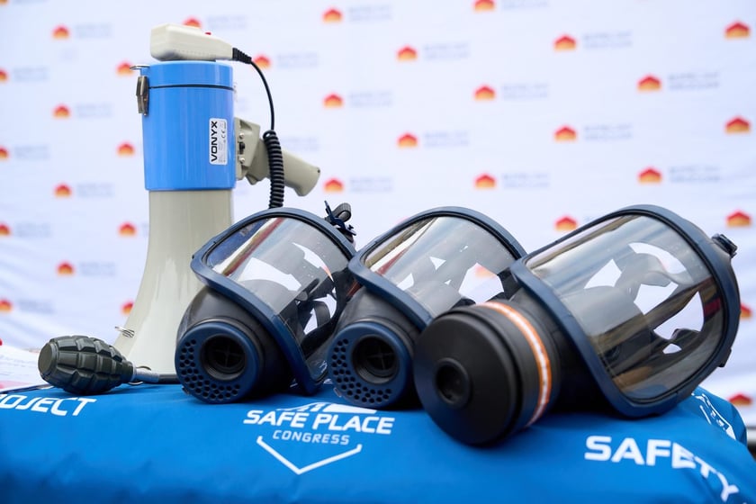 Bezpłatne warsztaty z zakresu ochrony ludności i obrony cywilnej dla mieszkańców Wrocławia - konferencja prasowa 21.10.2025