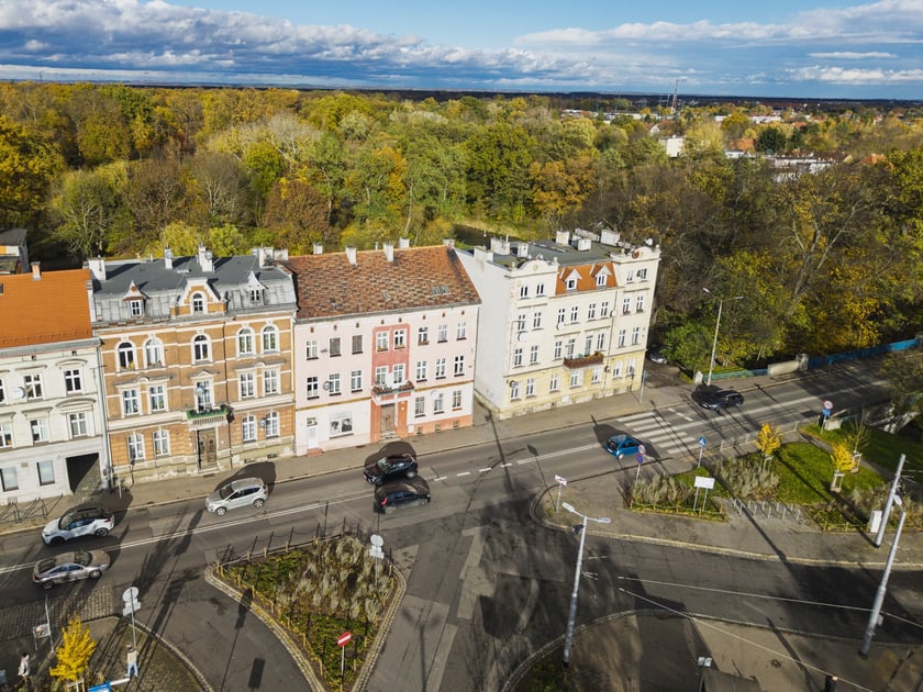 Leśnica: Średzka 2-4-8B