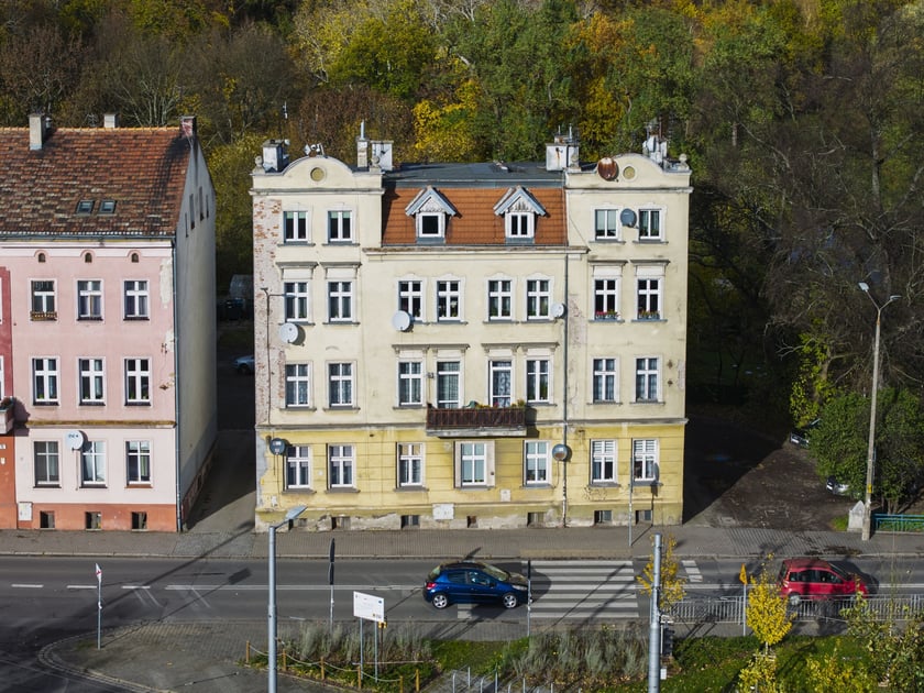 Leśnica: Średzka 2-4-8B