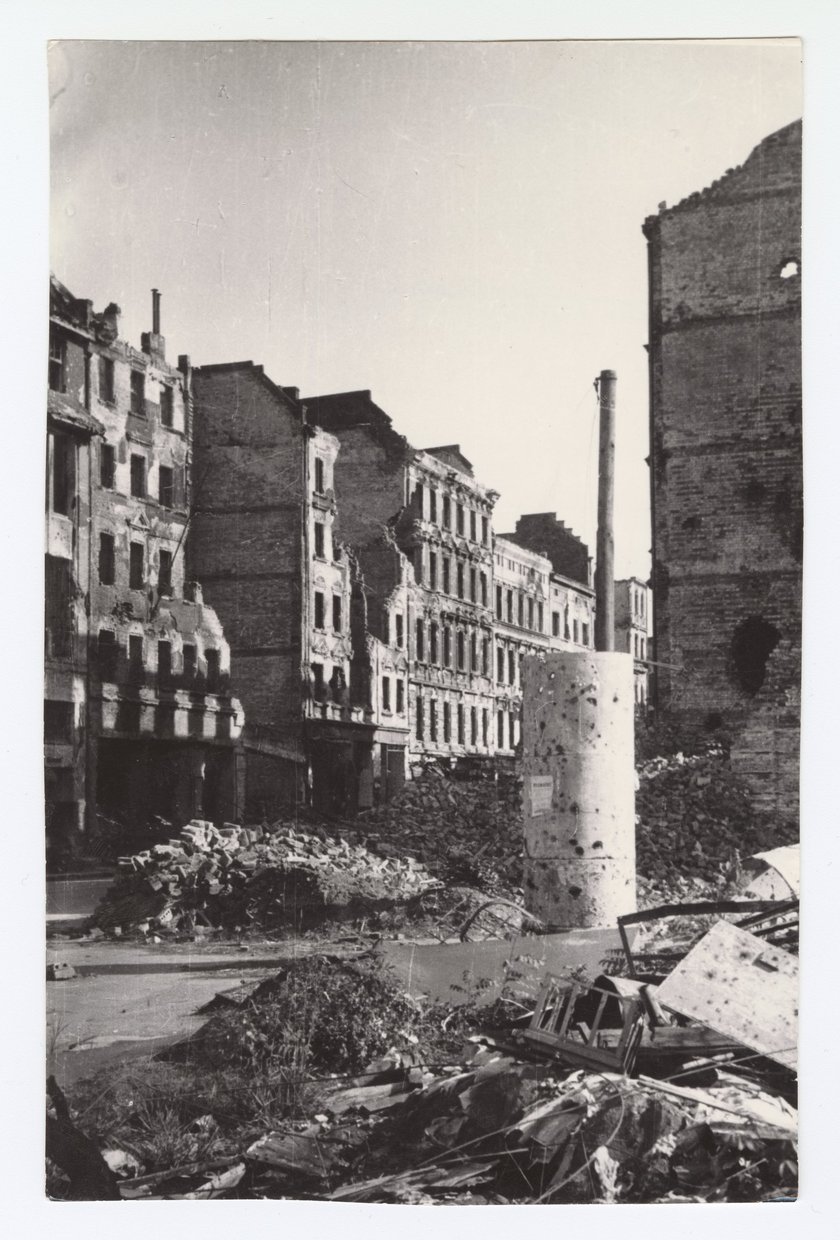 Ulica Piaskowa, 1945