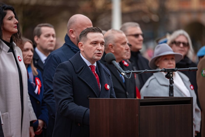 Oficjalne obchody Święta Niepodległości na wrocławskim Rynku