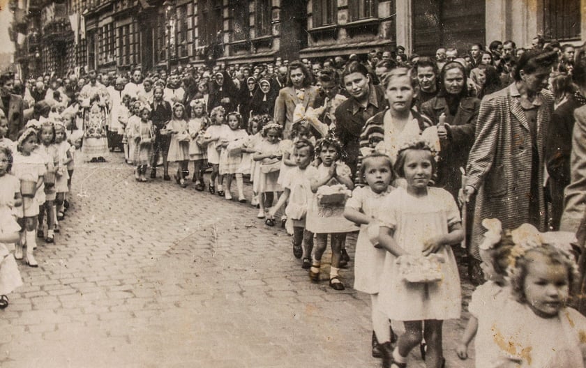 Procesja Bożego Ciała we Wrocławiu, 1946