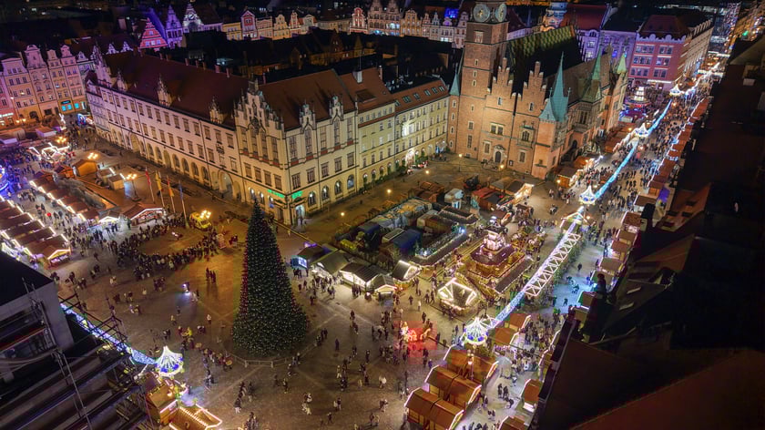Wiecz&oacute;r otwierający jarmark świąteczny na Rynku we Wrocławiu, 21 listopada 2025