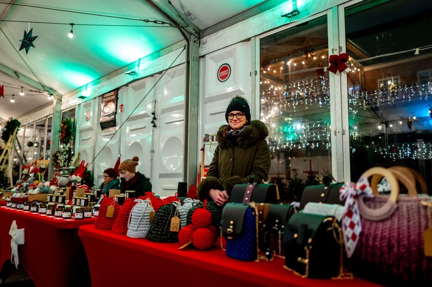 jarmark świąteczny w Marinie Kleczków we Wrocławiu