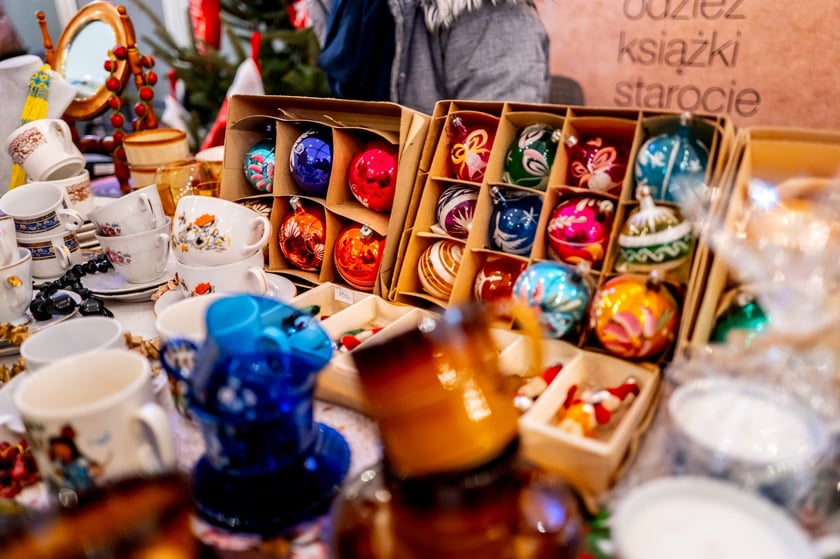 jarmark świąteczny w Marinie Kleczków we Wrocławiu