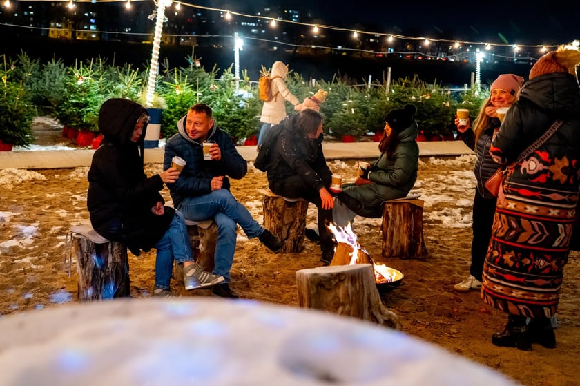 jarmark świąteczny w Marinie Kleczków we Wrocławiu