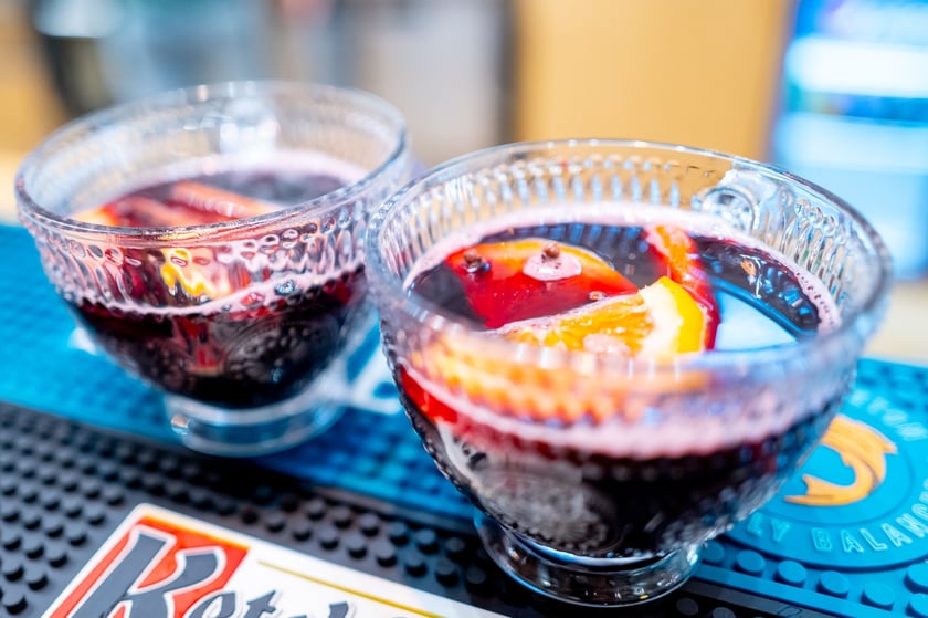 jarmark świąteczny w Marinie Kleczków we Wrocławiu