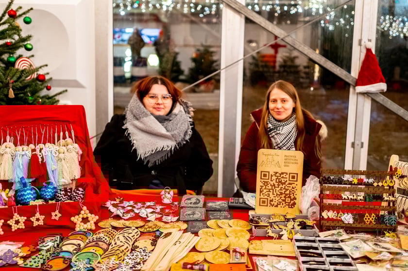 jarmark świąteczny w Marinie Kleczków we Wrocławiu