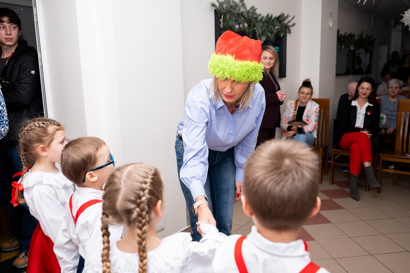 Finał akcji „Listy do Świętego Mikołaja” w DPS przy ul. Rędzińskiej we Wrocławiu