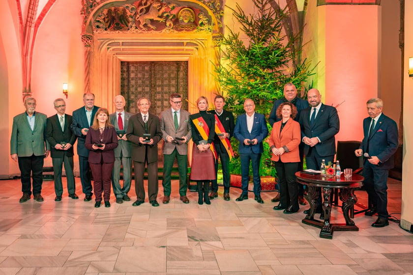 Wręczenie radnym medali "Ad Gloriam Urbis" - "Ku chwale miasta"