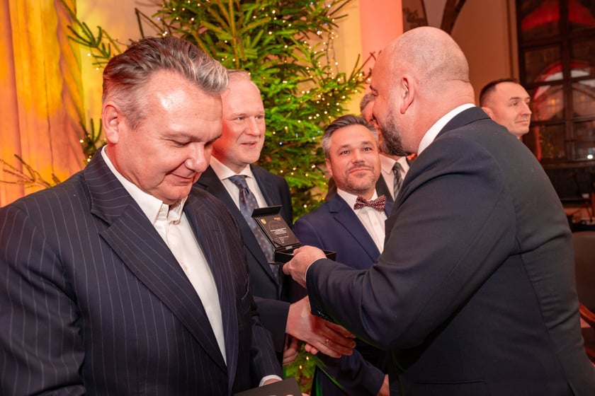 Wręczenie radnym medali "Ad Gloriam Urbis" - "Ku chwale miasta"