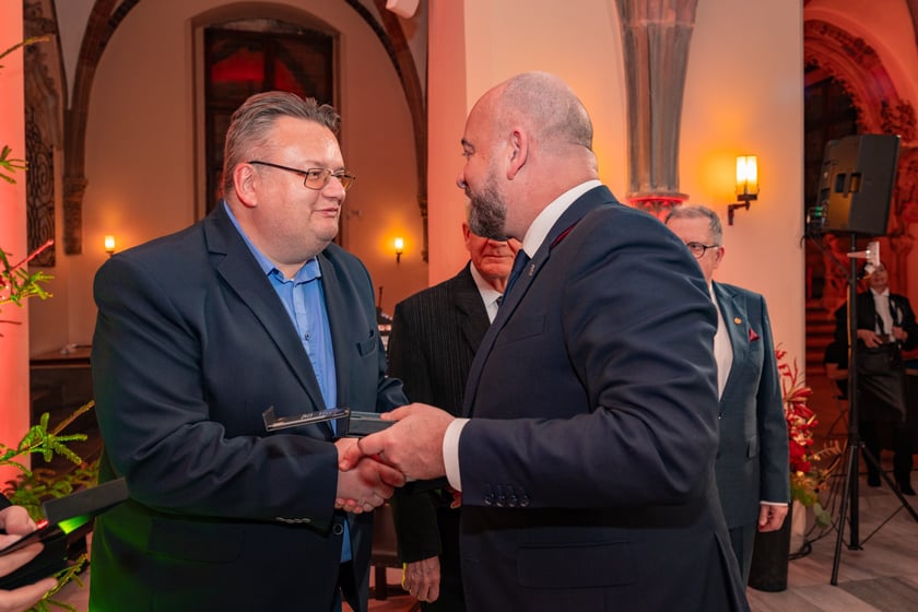 Wręczenie radnym medali "Ad Gloriam Urbis" - "Ku chwale miasta"