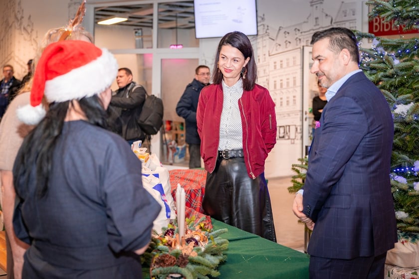 Spotkanie w ramach akcji charytatywnej "Paczki Dobrych Relacji"